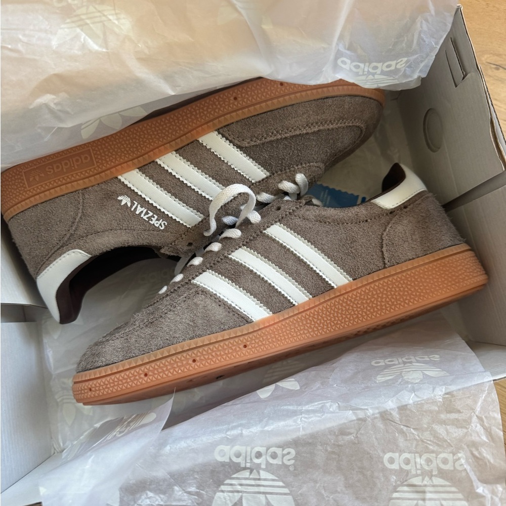 Adidas women's Brown Sneakers